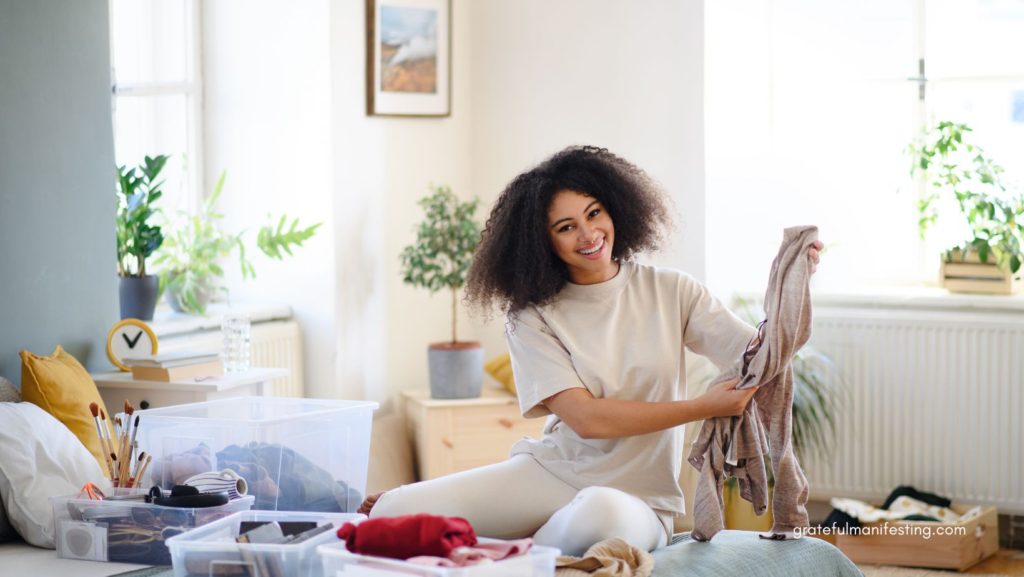 declutter your space - Learn how to manifest self love and fall in love with yourself again with these 21 self love habits that will change your life.